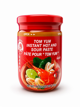 Carica l'immagine nel visualizzatore di Gallery, Tom Yum Thai paste 227g Cock
