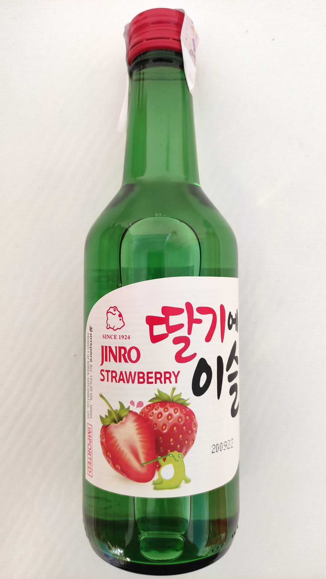 Soju coreano alc. 13% aromatizzato alla fragola 360 ml